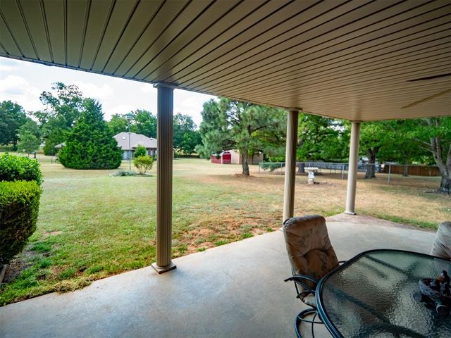 43343 Birchwood Drive, Tecumseh, OK 74873