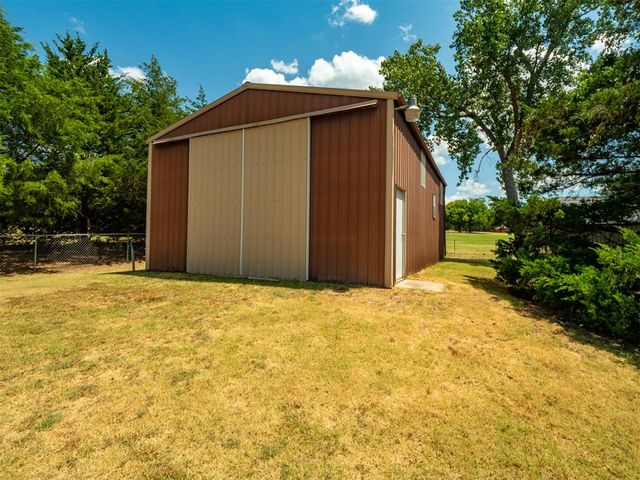 43343 Birchwood Drive, Tecumseh, OK 74873