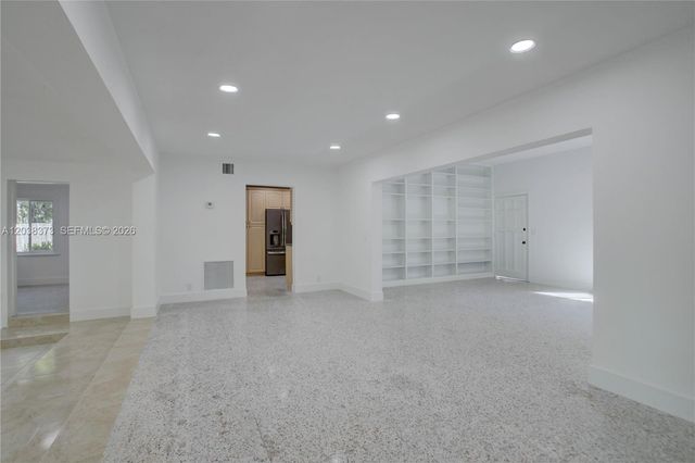 616 SW 11th Court, Fort Lauderdale, FL 33315