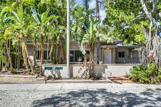 616 SW 11th Court, Fort Lauderdale, FL 33315
