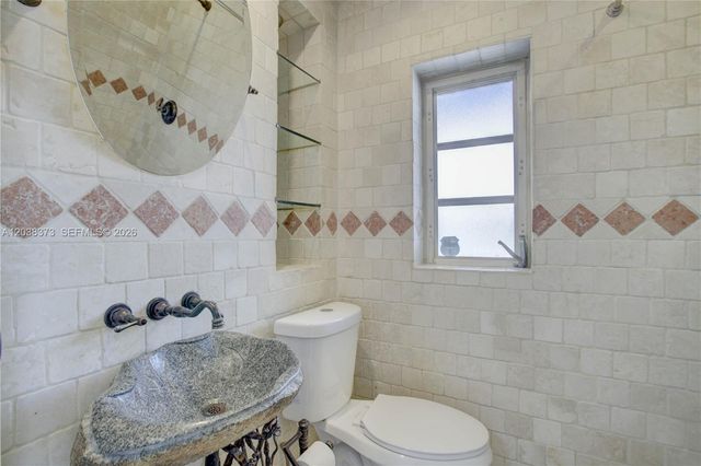 616 SW 11th Court, Fort Lauderdale, FL 33315