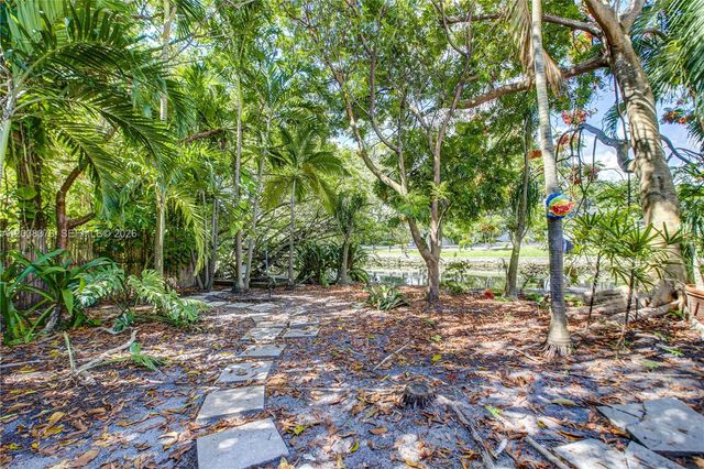 616 SW 11th Court, Fort Lauderdale, FL 33315