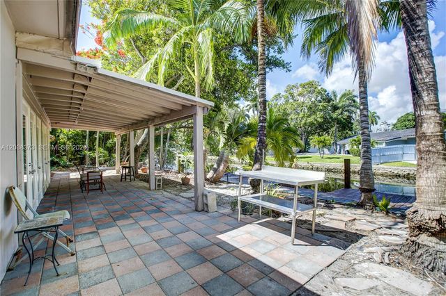 616 SW 11th Court, Fort Lauderdale, FL 33315