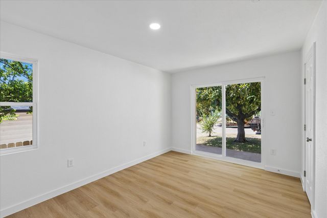 5054 Corrigan Court, Dallas, TX 75241