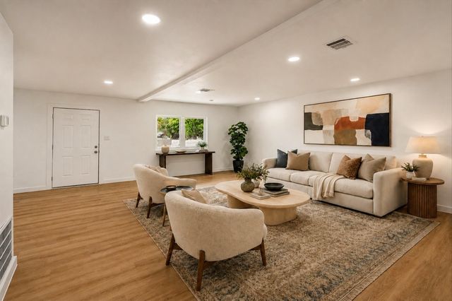 5054 Corrigan Court, Dallas, TX 75241