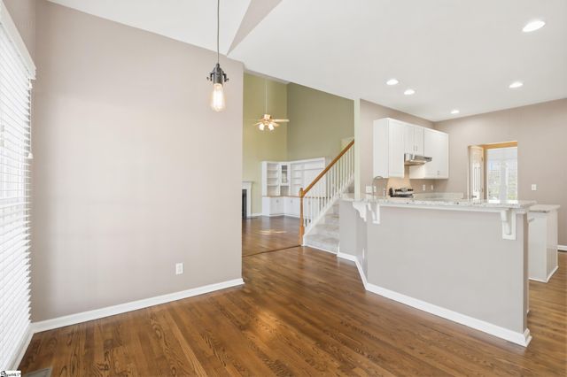 10 Bentley Way, Greer, SC 29650