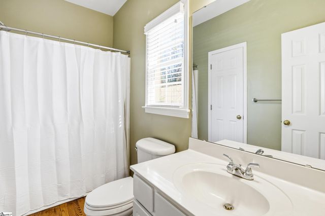 10 Bentley Way, Greer, SC 29650