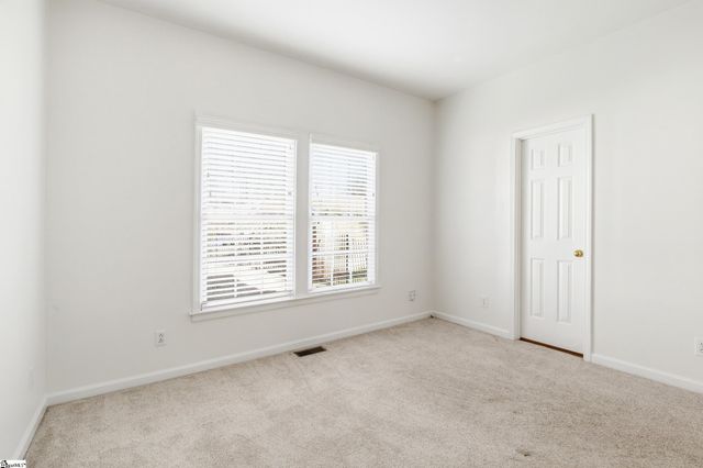 10 Bentley Way, Greer, SC 29650