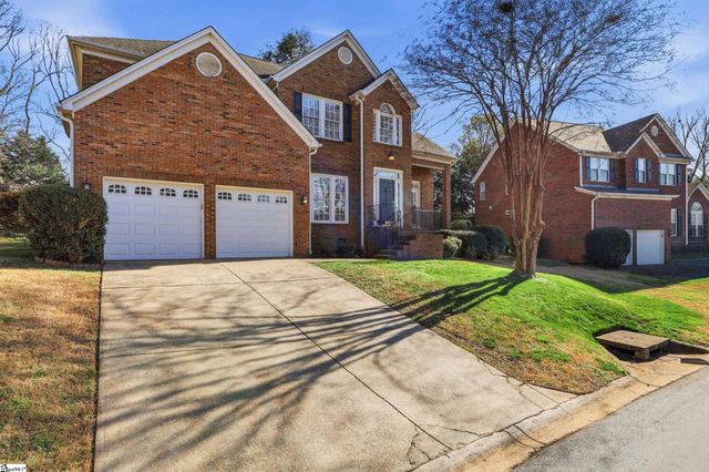10 Bentley Way, Greer, SC 29650