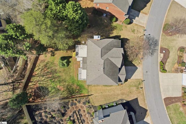10 Bentley Way, Greer, SC 29650