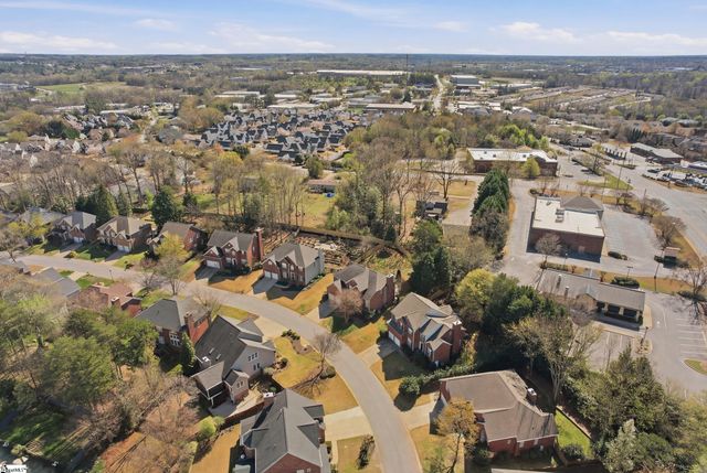 10 Bentley Way, Greer, SC 29650