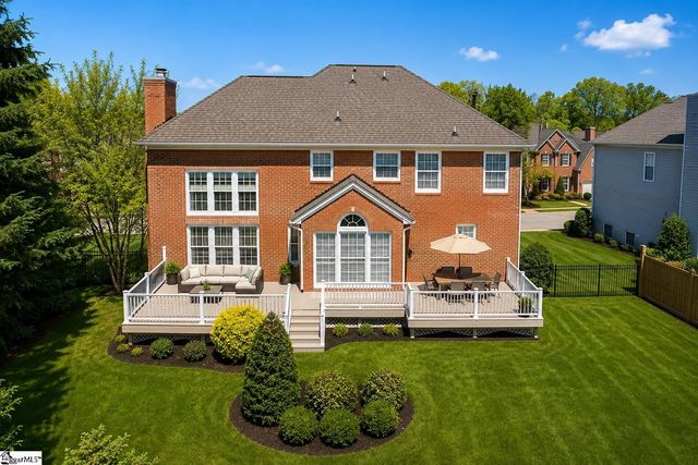 10 Bentley Way, Greer, SC 29650