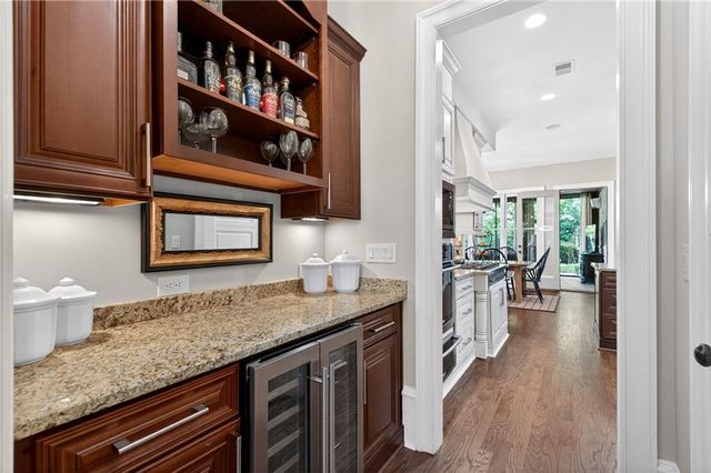 2175 Watercrest Commons Circle, Marietta, GA 30062