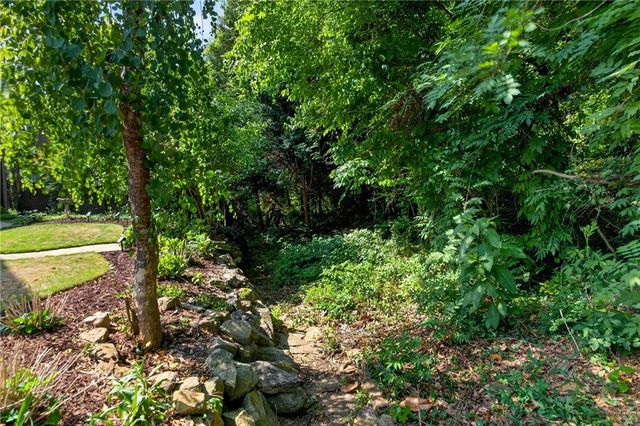 2175 Watercrest Commons Circle, Marietta, GA 30062