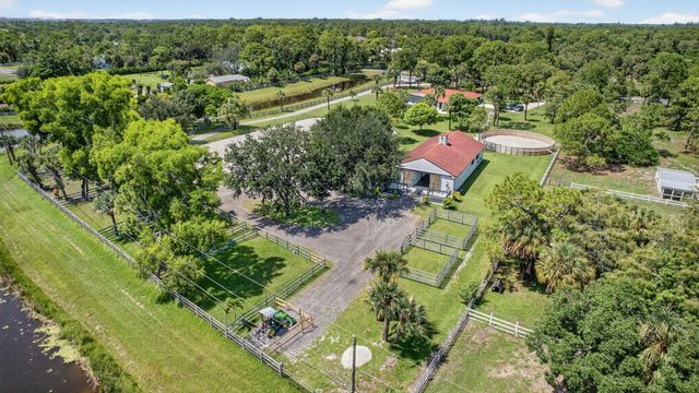 17218 Shetland Lane, Loxahatchee, FL 33470