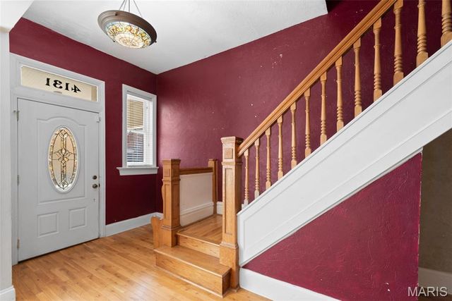 4131 Shenandoah Avenue, St Louis, MO 63110