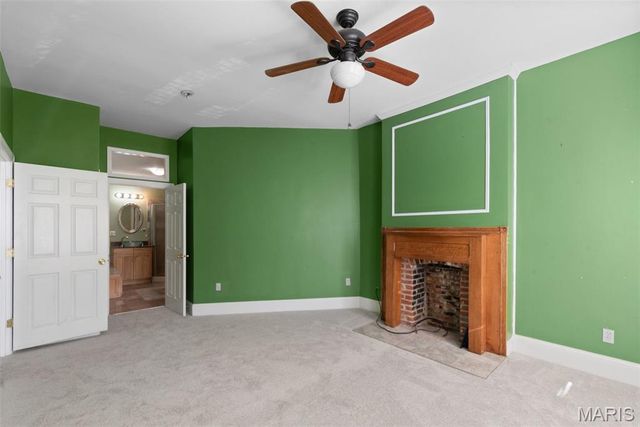 4131 Shenandoah Avenue, St Louis, MO 63110