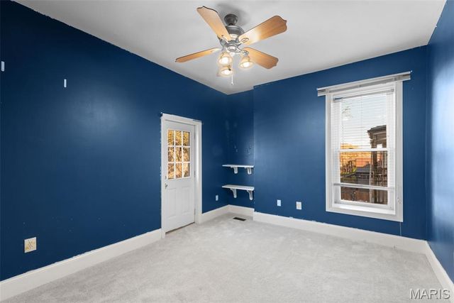 4131 Shenandoah Avenue, St Louis, MO 63110