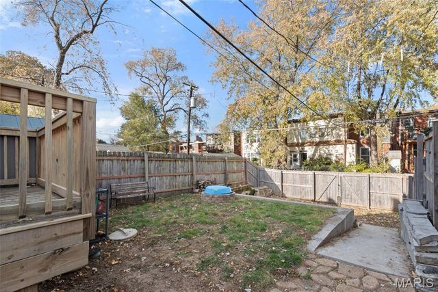 4131 Shenandoah Avenue, St Louis, MO 63110