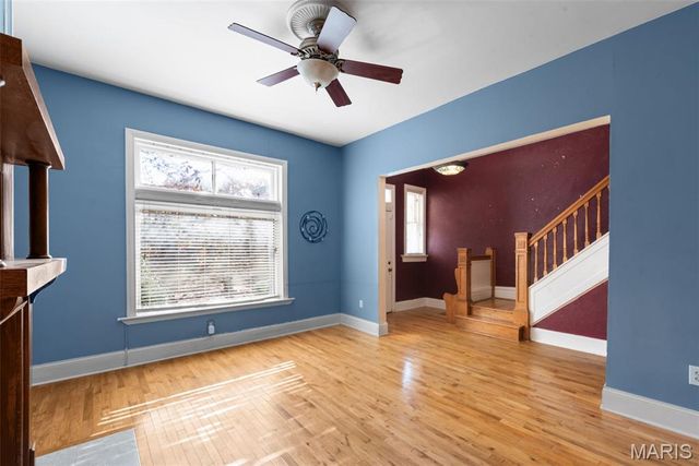 4131 Shenandoah Avenue, St Louis, MO 63110