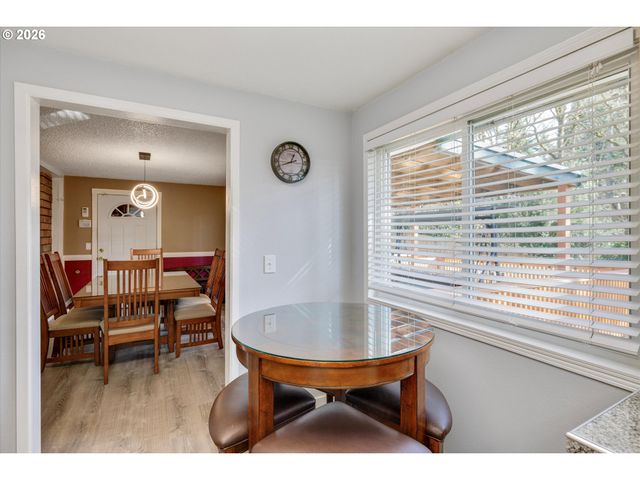 5814 Se CLAYSON Ave, Milwaukie, OR 97267