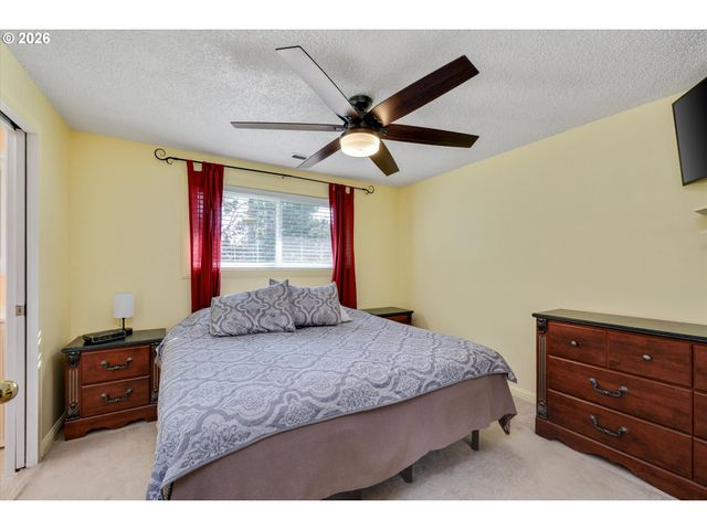 5814 Se CLAYSON Ave, Milwaukie, OR 97267