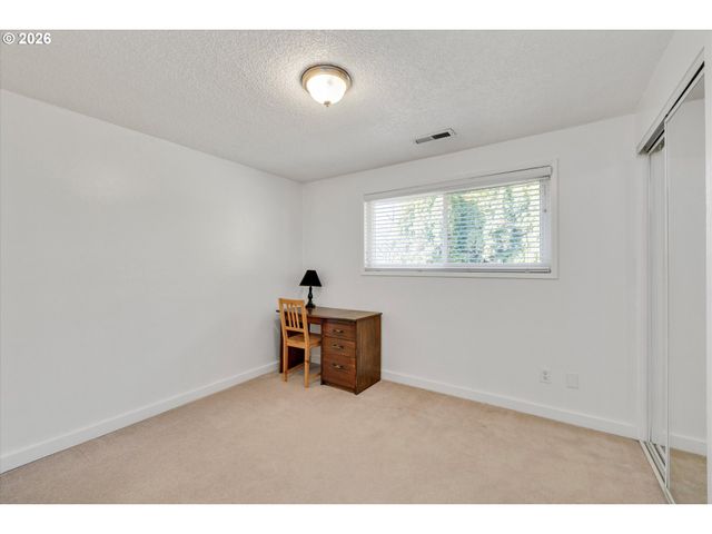5814 Se CLAYSON Ave, Milwaukie, OR 97267