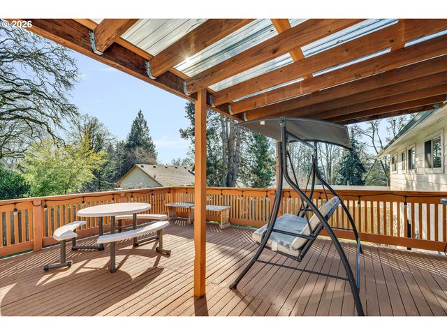 5814 Se CLAYSON Ave, Milwaukie, OR 97267