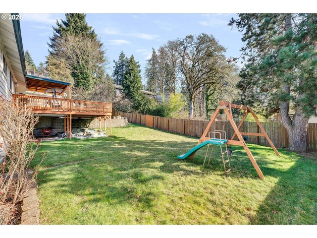 5814 Se CLAYSON Ave, Milwaukie, OR 97267