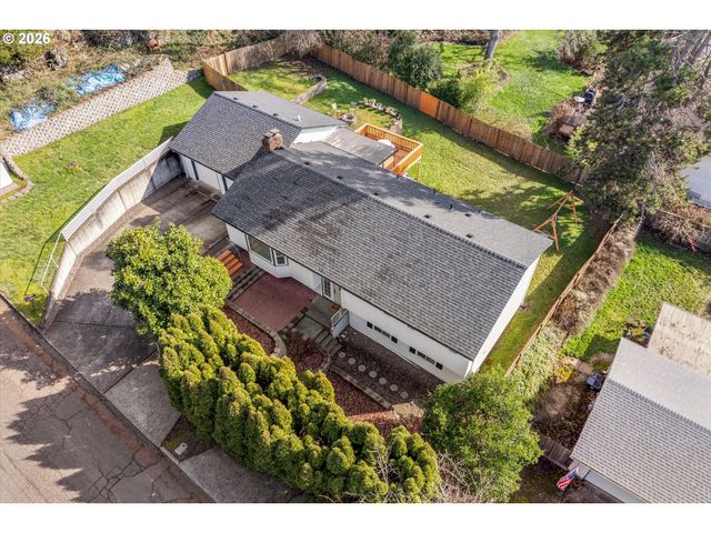 5814 Se CLAYSON Ave, Milwaukie, OR 97267