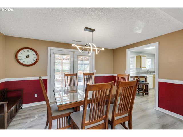 5814 Se CLAYSON Ave, Milwaukie, OR 97267