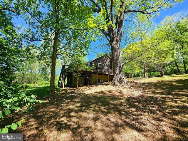 27 VALLEY SPRINGS LN, Bluemont, VA 20135