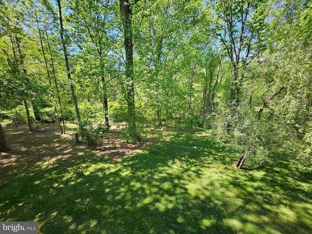 27 VALLEY SPRINGS LN, Bluemont, VA 20135