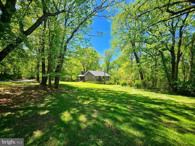 27 VALLEY SPRINGS LN, Bluemont, VA 20135
