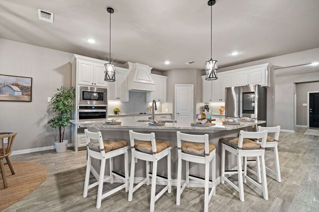 123 Cedar Elm Lane, Nevada, TX 75173