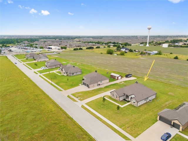 123 Cedar Elm Lane, Nevada, TX 75173