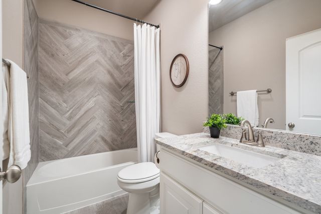 123 Cedar Elm Lane, Nevada, TX 75173