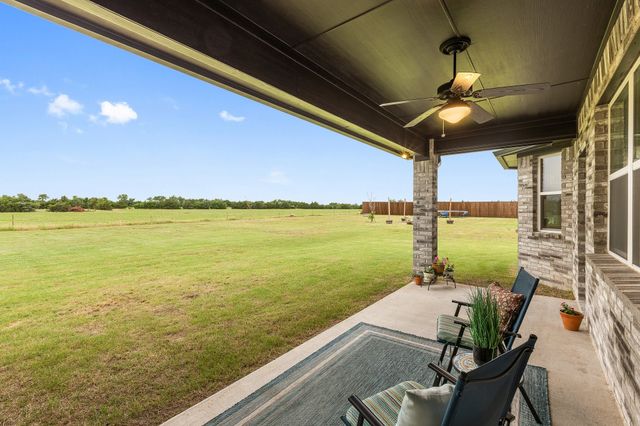 123 Cedar Elm Lane, Nevada, TX 75173