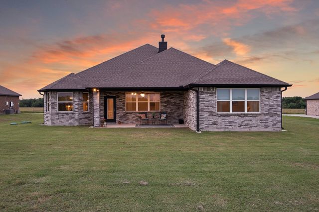 123 Cedar Elm Lane, Nevada, TX 75173