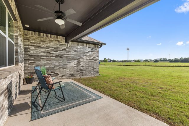 123 Cedar Elm Lane, Nevada, TX 75173