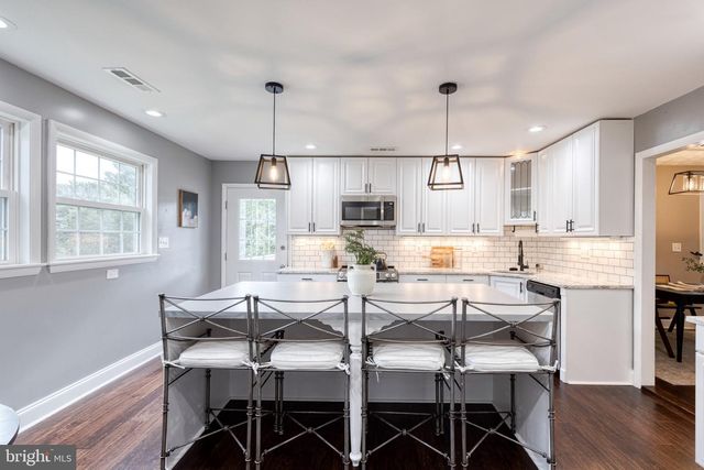 5145 BARTHOLOW RD, Sykesville, MD 21784