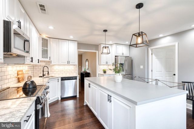 5145 BARTHOLOW RD, Sykesville, MD 21784