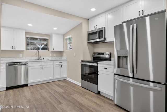 918 GLENCARIN Street, Jacksonville, FL 32208