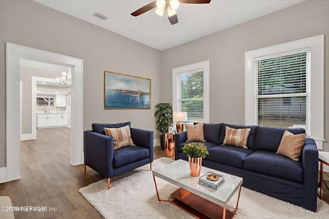 918 GLENCARIN Street, Jacksonville, FL 32208