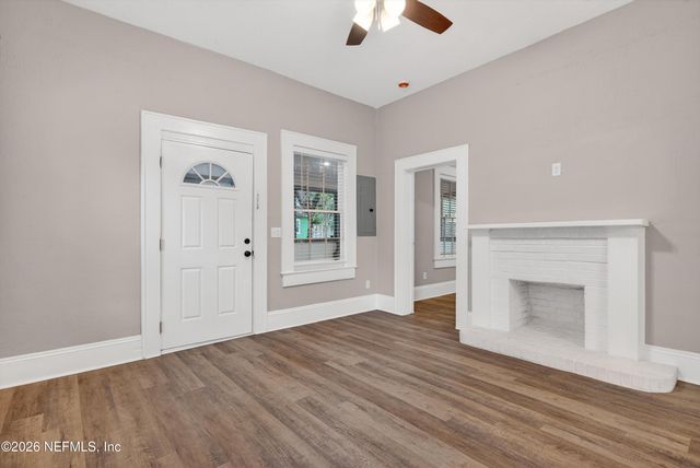 918 GLENCARIN Street, Jacksonville, FL 32208