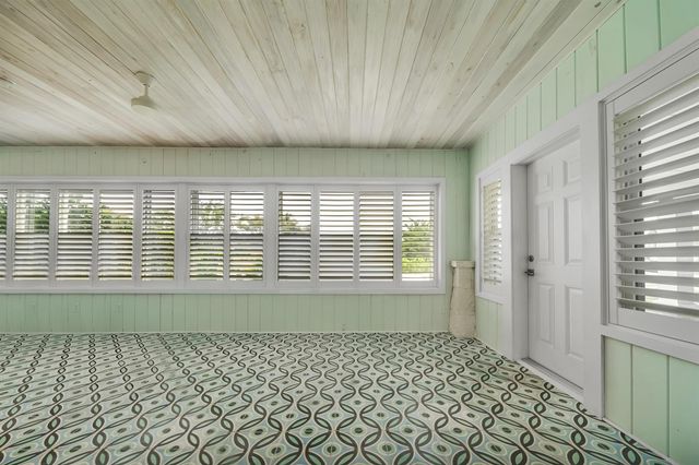 1408 N Lakeside Drive, Lake Worth Beach, FL 33460