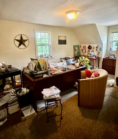 1737 E Walnut Street, Springfield, MO 65802