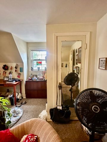 1737 E Walnut Street, Springfield, MO 65802