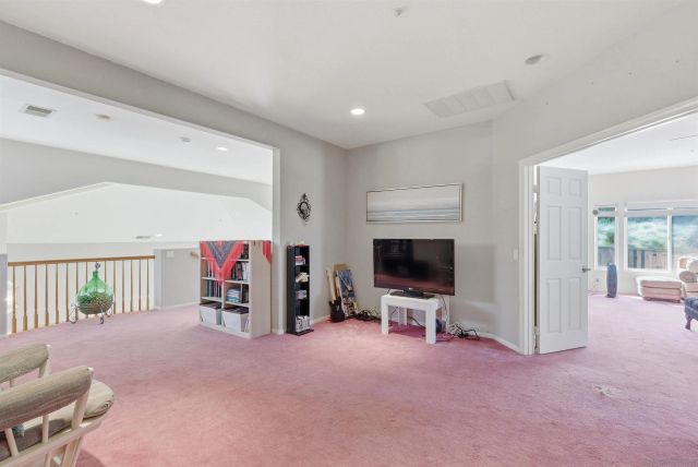 2142 Hidden Mesa Rd, El Cajon, CA 92019