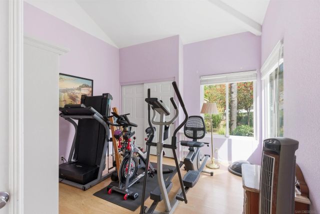 2142 Hidden Mesa Rd, El Cajon, CA 92019